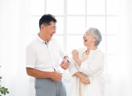 奥歯が2本ない場合はどうする？｜インプラントの本数と治療方法の考え方
